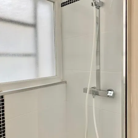 Appartamento #d8 The Pradel Championnet District Center